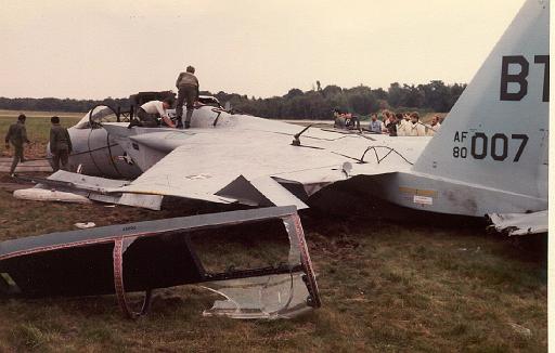 1981-09 crash F15 berging.jpg
